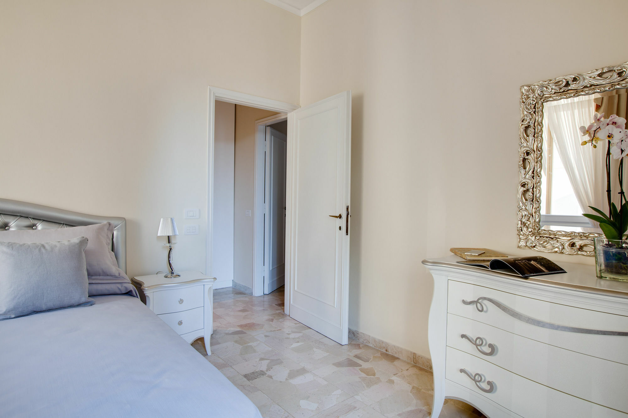 Kometa Suites & Apartments Florence Exterior photo